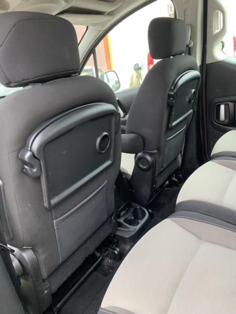 PEUGEOT PARTNER 2012