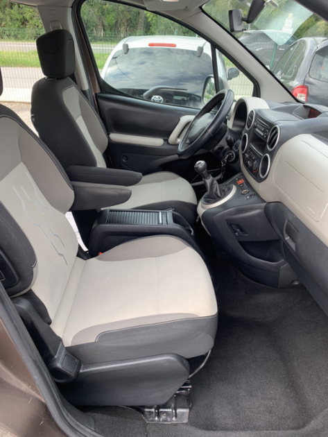 PEUGEOT PARTNER 2012