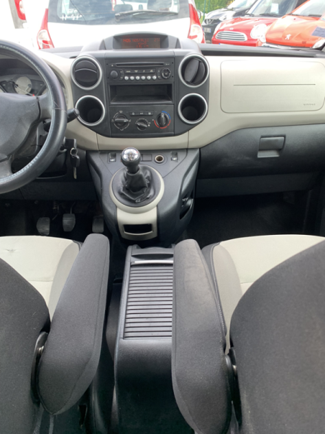 PEUGEOT PARTNER 2012