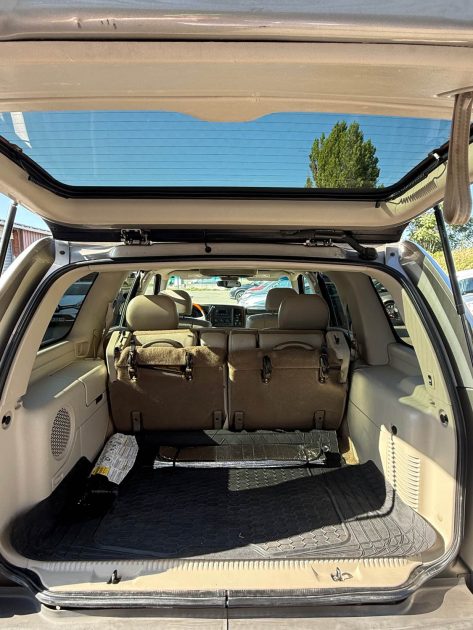 CADILLAC ESCALADE 2001