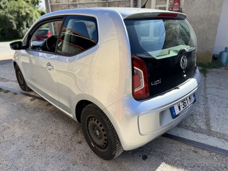 VOLKSWAGEN UP 2012