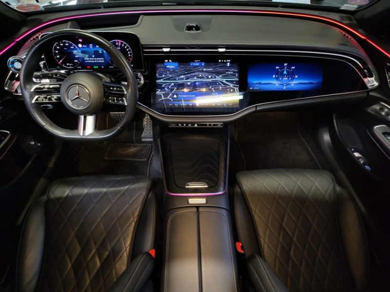 MERCEDES CLASSE E 300E 313CV AMG LINE 9G-Tronic / TOIT OUVRANT + DOUBLE ECRAN + BURMASTER /