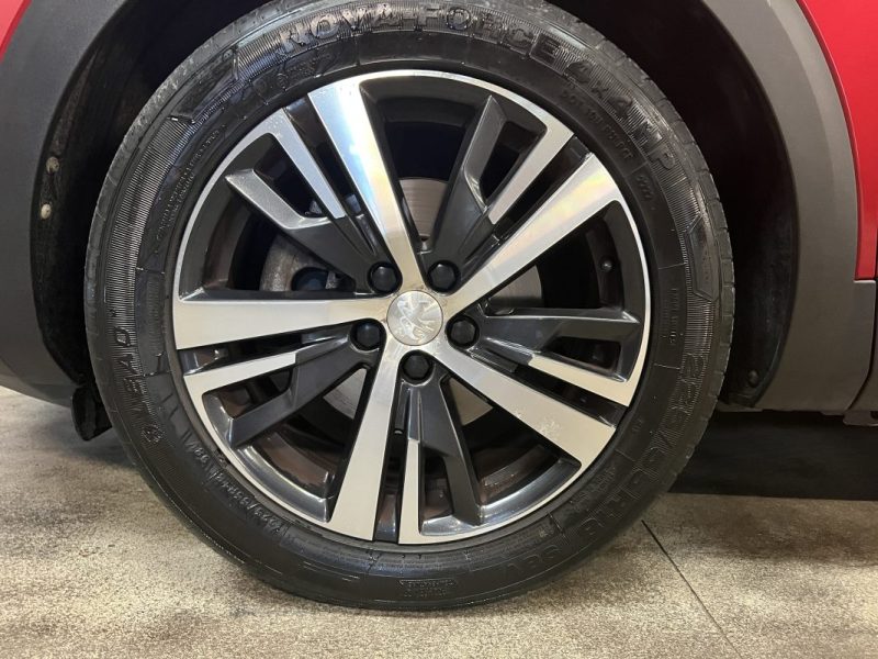 Peugeot 3008 1.2 130ch - Allur - BM - suivi Peugeot - 92500KM