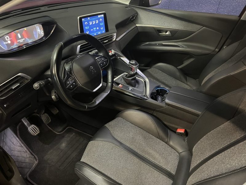 Peugeot 3008 1.2 130ch - Allur - BM - suivi Peugeot - 92500KM