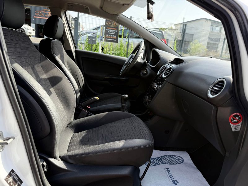 OPEL Corsa 1.2 85 ch Twinport Graphite - Clim / Régulateur /  semi-cuir / Révisée & Garantie 6 Mois.