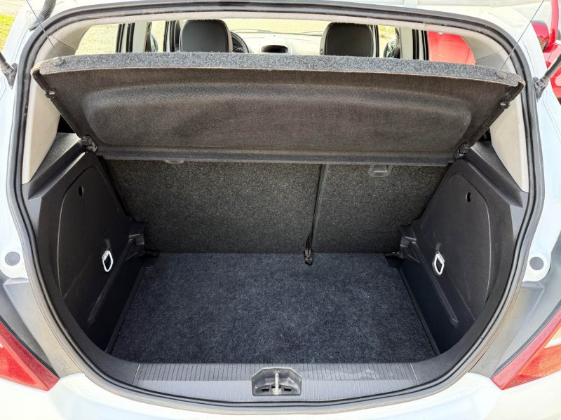 OPEL Corsa 1.2 85 ch Twinport Graphite - Clim / Régulateur /  semi-cuir / Révisée & Garantie 6 Mois.