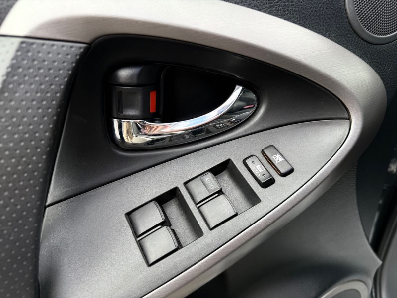 TOYOTA RAV4  III 2.2 D 4WD 177CH CLEAN POWER