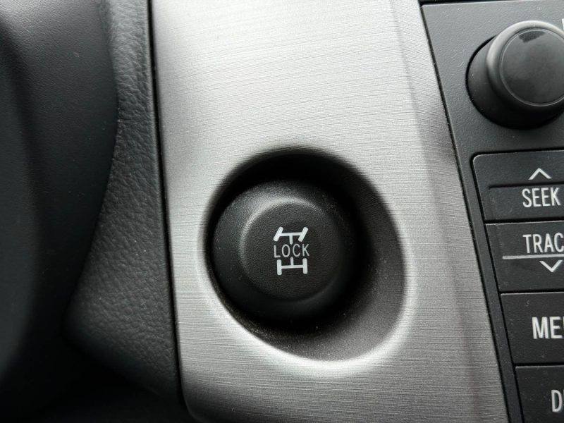 TOYOTA RAV4  III 2.2 D 4WD 177CH CLEAN POWER