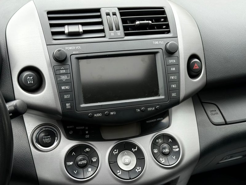 TOYOTA RAV4  III 2.2 D 4WD 177CH CLEAN POWER