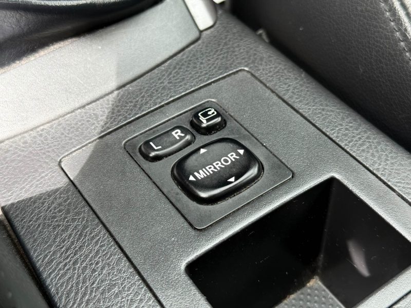 TOYOTA RAV4  III 2.2 D 4WD 177CH CLEAN POWER