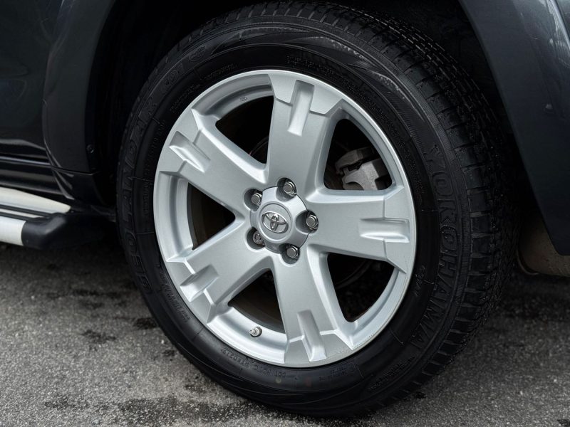 TOYOTA RAV4  III 2.2 D 4WD 177CH CLEAN POWER