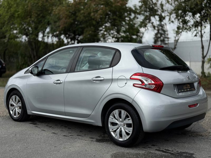 PEUGEOT 208 1.2 VTI 82CH BVM5 ACTIVE