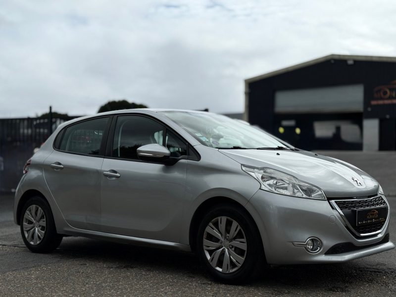 PEUGEOT 208 1.2 VTI 82CH BVM5 ACTIVE