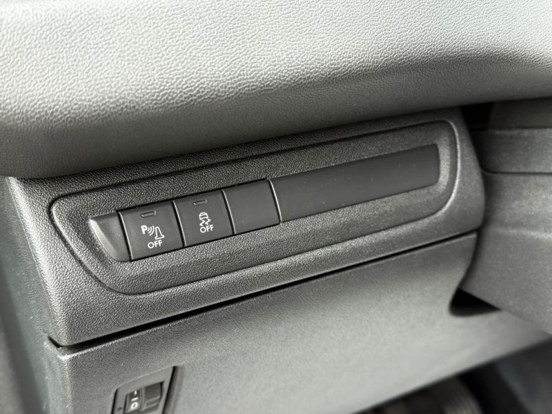 PEUGEOT 208 1.2 VTI 82CH BVM5 ACTIVE