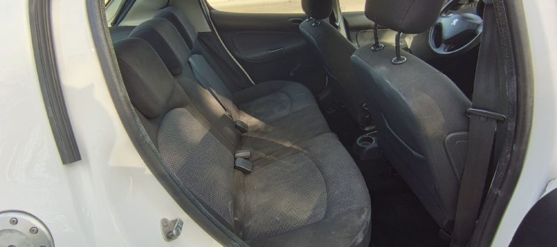 PEUGEOT 206+ 2010