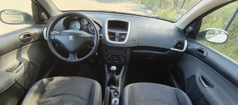 PEUGEOT 206+ 2010