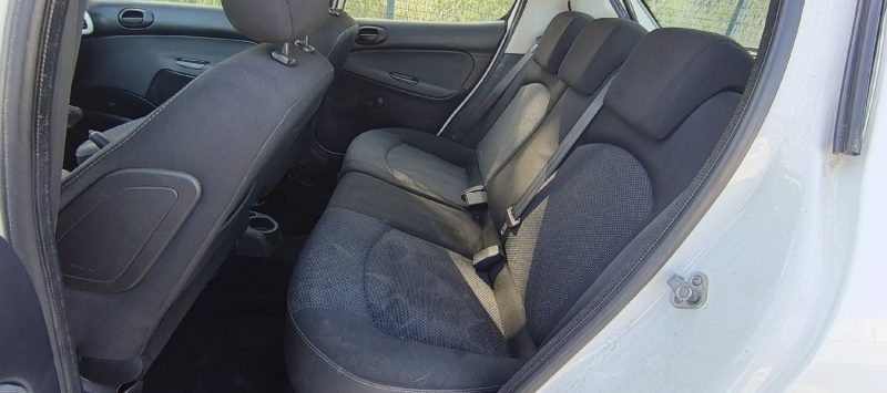 PEUGEOT 206+ 2010