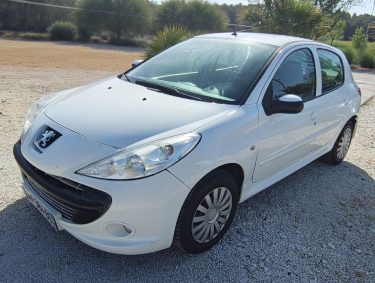 PEUGEOT 206+ 2010