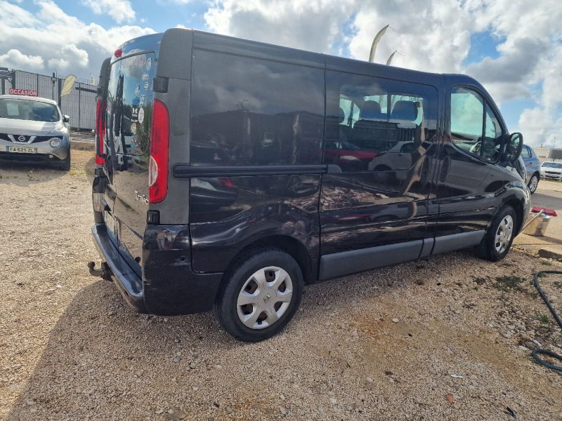 RENAULT TRAFIC 2007