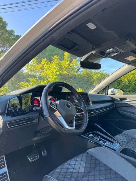 VOLKSWAGEN GOLF 2022