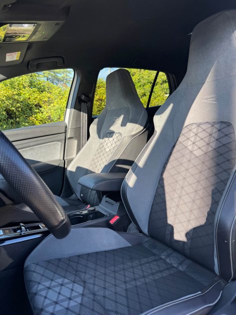 VOLKSWAGEN GOLF 2022