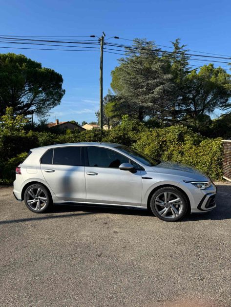 VOLKSWAGEN GOLF 2022