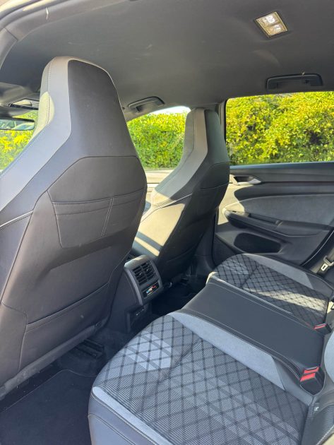 VOLKSWAGEN GOLF 2022