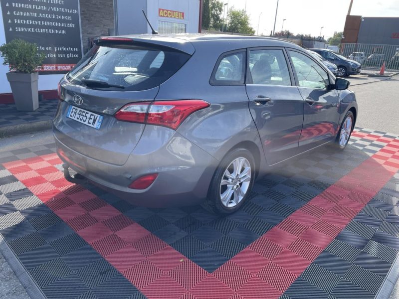 HYUNDAI I 30 2014