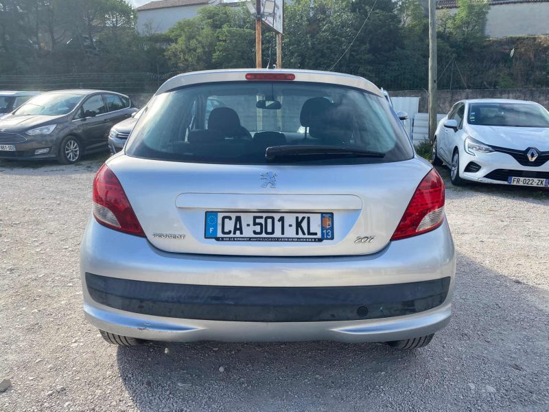 PEUGEOT 207 2012