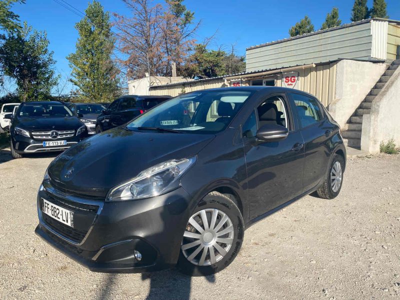 PEUGEOT 208 2019