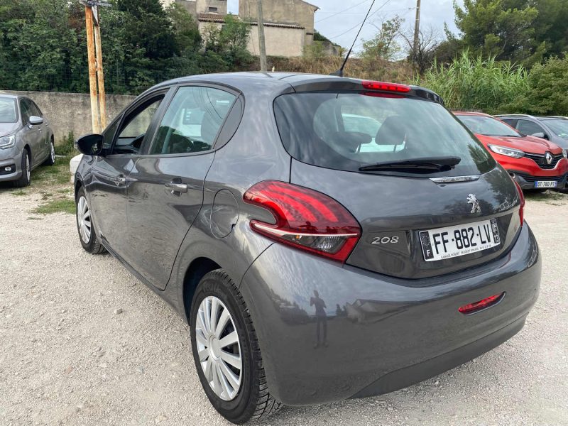 PEUGEOT 208 2019