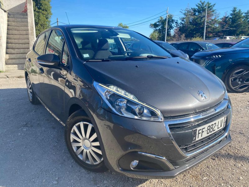 PEUGEOT 208 2019