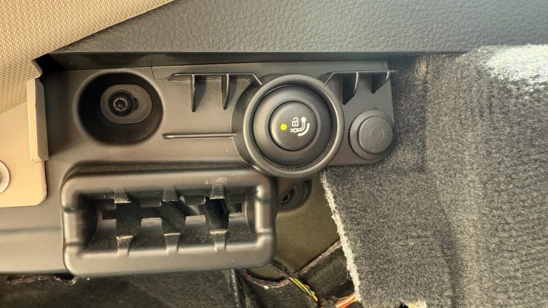 BMW SERIE 3 / 330d 258ch Finition Luxury ZF8