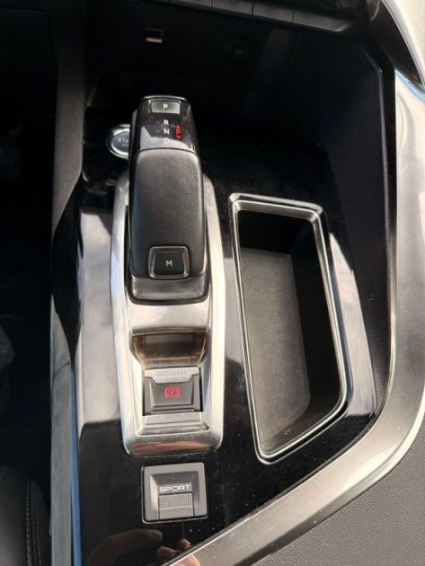 PEUGEOT 3008  1.6 THP 165 CH - REVISION OK - GARANTIE nationale et europe 24 MOIS