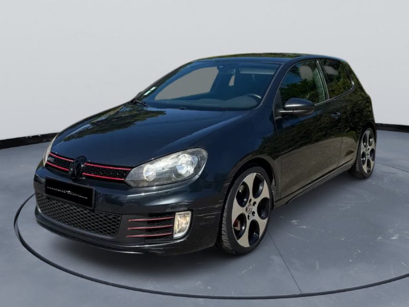 VOLKSWAGEN GOLF VI GTI 210
