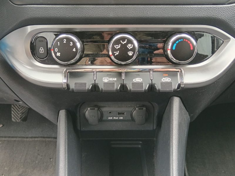 KIA RIO 1.2 Style ISG 85 cv 106000 KMS / EMBRAYAGE NEUF + REVISION A JOUR