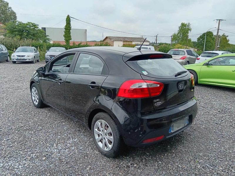 KIA RIO 1.2 Style ISG 85 cv 106000 KMS / EMBRAYAGE NEUF + REVISION A JOUR