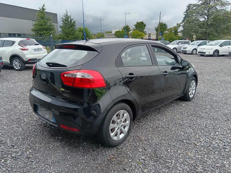 KIA RIO 1.2 Style ISG 85 cv 106000 KMS / EMBRAYAGE NEUF + REVISION A JOUR