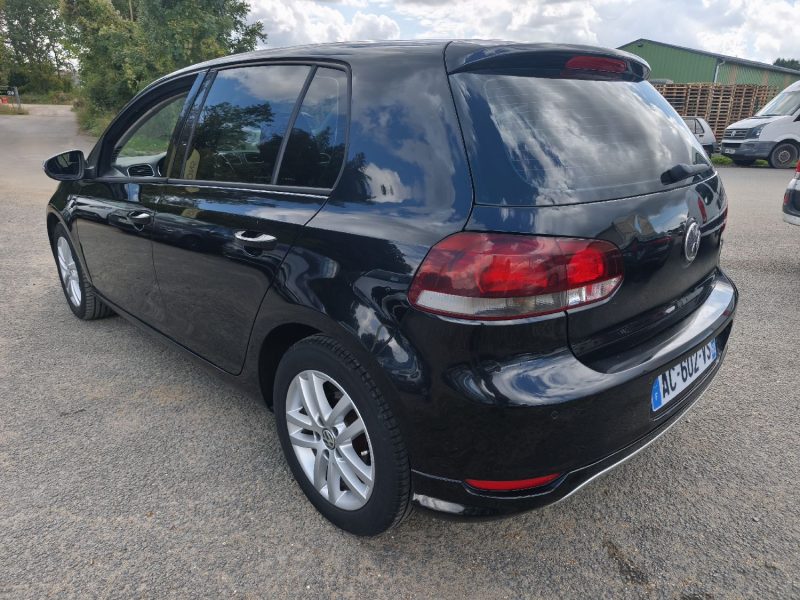 VOLKSWAGEN GOLF 2009