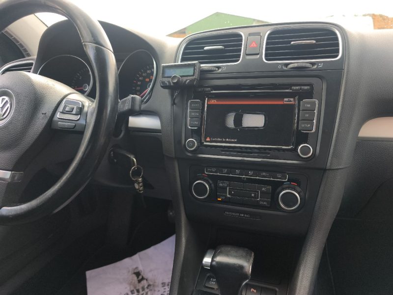 VOLKSWAGEN GOLF 2009