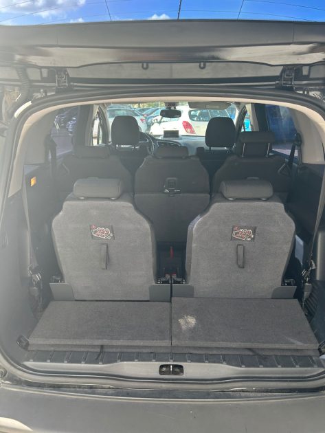 PEUGEOT 5008 2.0 HDI 150CH 7 PLACE