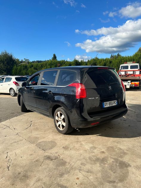 PEUGEOT 5008 2.0 HDI 150CH 7 PLACE