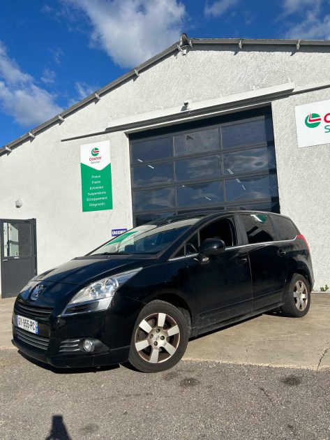 PEUGEOT 5008 2.0 HDI 150CH 7 PLACE