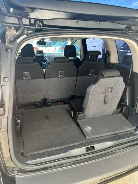 PEUGEOT 5008 2.0 HDI 150CH 7 PLACE