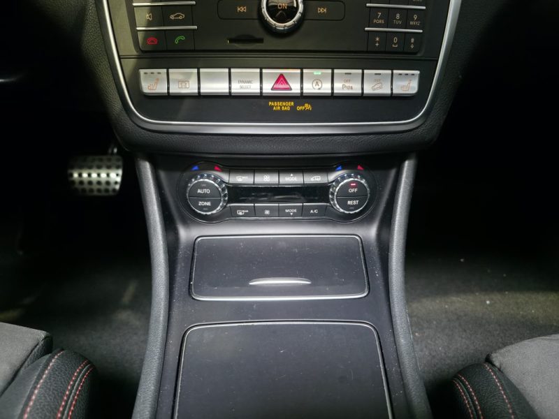 MERCEDES GLA 200d 136ch FASCINATION PACK AMG / 4MATIC 7G-DCT / SUIVI COMPLET