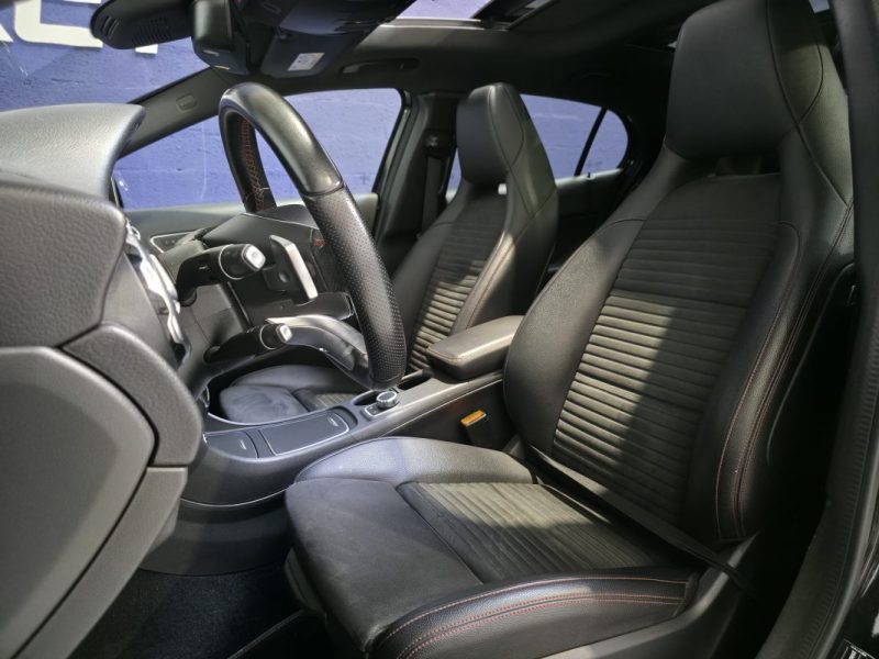 MERCEDES GLA 200d 136ch FASCINATION PACK AMG / 4MATIC 7G-DCT / SUIVI COMPLET