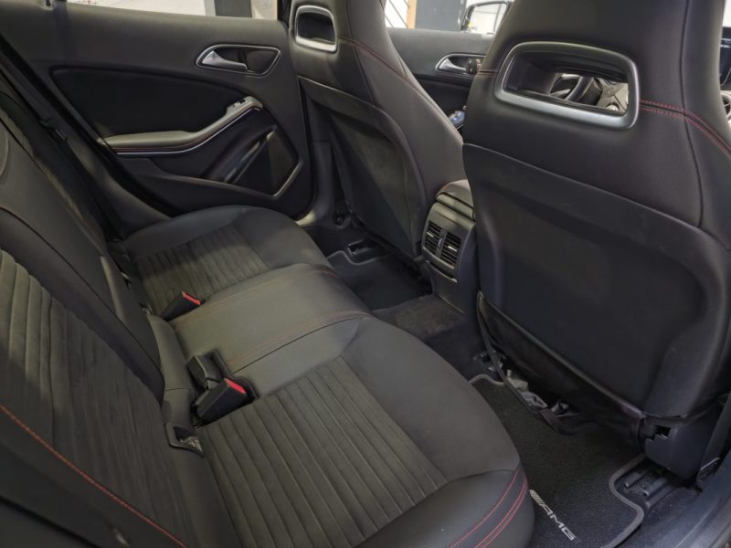 MERCEDES GLA 200d 136ch FASCINATION PACK AMG / 4MATIC 7G-DCT / SUIVI COMPLET