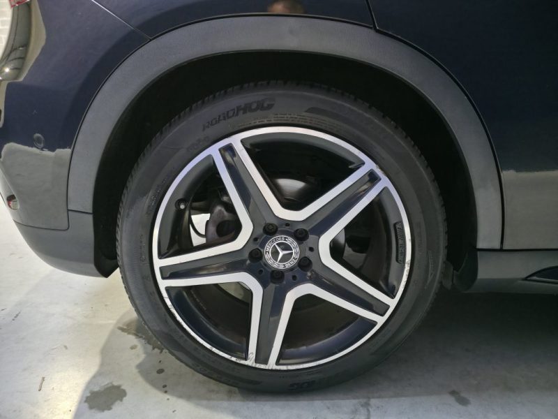 MERCEDES GLA 200d 136ch FASCINATION PACK AMG / 4MATIC 7G-DCT / SUIVI COMPLET