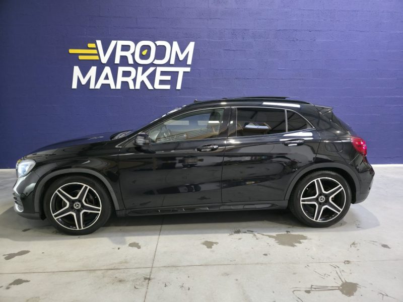 MERCEDES GLA 200d 136ch FASCINATION PACK AMG / 4MATIC 7G-DCT / SUIVI COMPLET