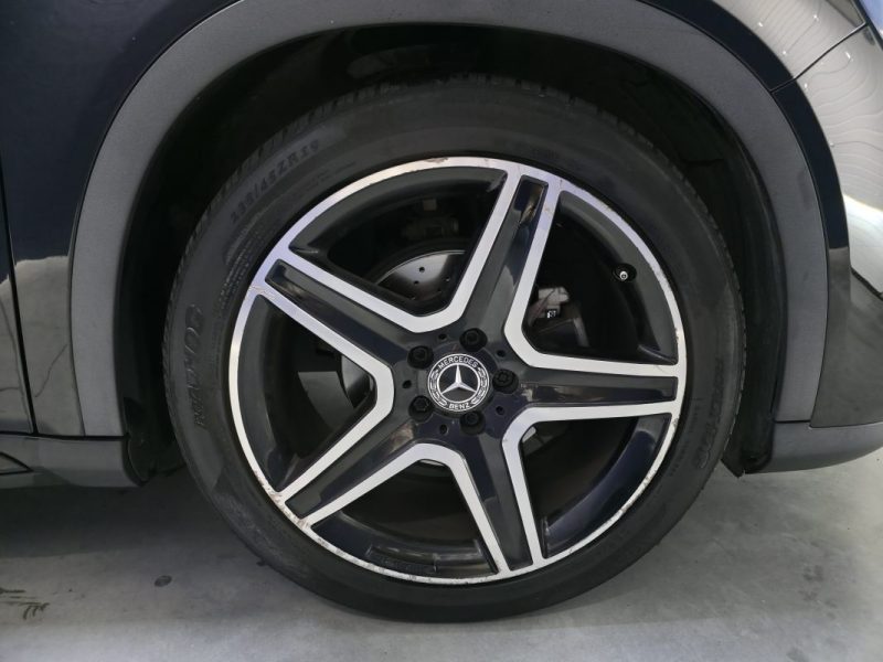 MERCEDES GLA 200d 136ch FASCINATION PACK AMG / 4MATIC 7G-DCT / SUIVI COMPLET